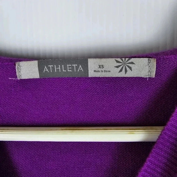 Athleta purple cardigan with front zipper and hood size XS - Picture 12 of 12
